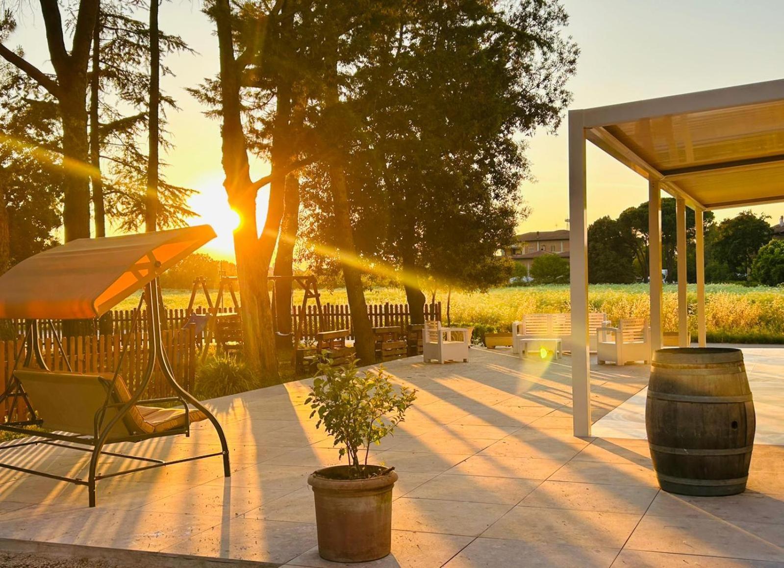 Il Grifo Hotel E Bisteccheria Toscana Montepulciano Stazione Exterior foto